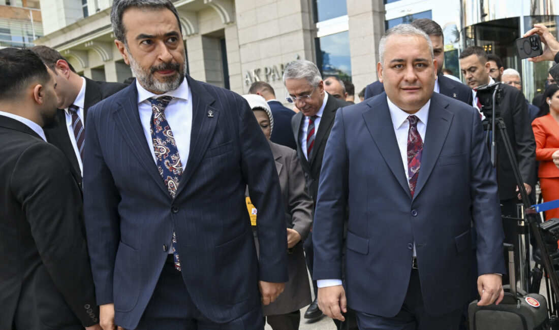 - "Vatandaşın kalbini kıran, esnafa hoyrat davranan, icraat peşinde değil
