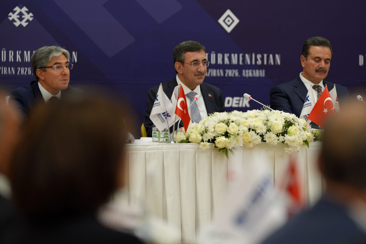 - "Zengin doğal kaynakları, genç nüfusu ve sürdürülebilir büyüme potansiyeliyle