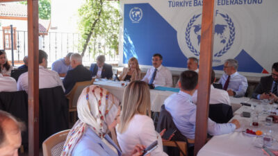 - "(Yeni anayasa) Tamamlanmak üzere, sonra tabii ki Cumhurbaşkanımıza sunacağız.