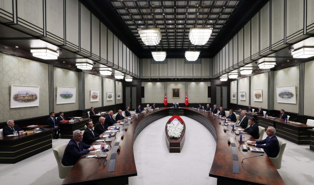 ANKARA (AA) – Cumhurbaşkanlığı Kabinesi, Cumhurbaşkanı Recep Tayyip Erdoğan başkanlığında