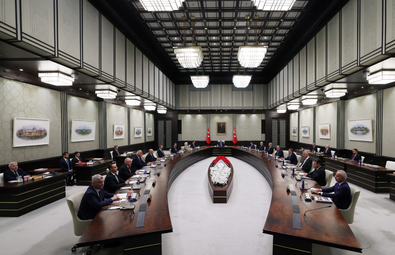 ANKARA (AA) – Cumhurbaşkanlığı Kabinesi, Cumhurbaşkanı Recep Tayyip Erdoğan başkanlığında