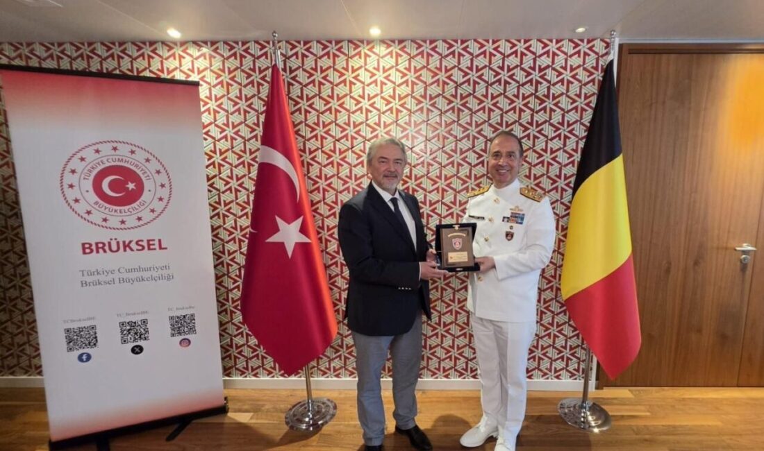 ANKARA (AA) – Deniz Kuvvetleri Komutanı Oramiral Ercüment Tatlıoğlu, Türkiye'nin