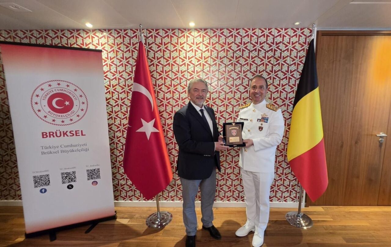 ANKARA (AA) – Deniz Kuvvetleri Komutanı Oramiral Ercüment Tatlıoğlu, Türkiye'nin