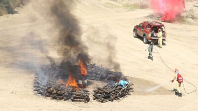 DENİZLİ (AA) – Denizli'nin Pamukkale ilçesinde, helikopter destekli orman yangını