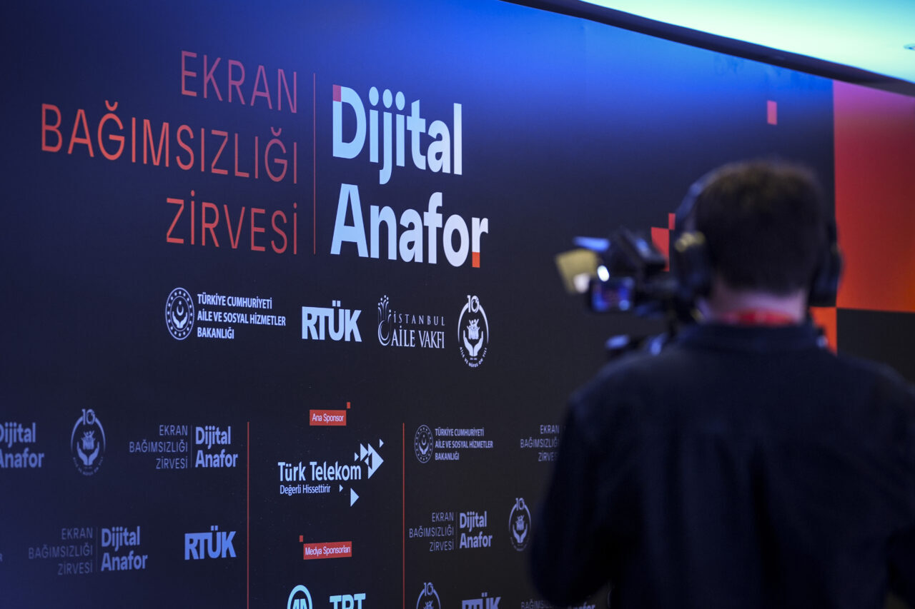 - AA'nın global iletişim ortaklığında, Aile ve Sosyal Hizmetler Bakanlığı