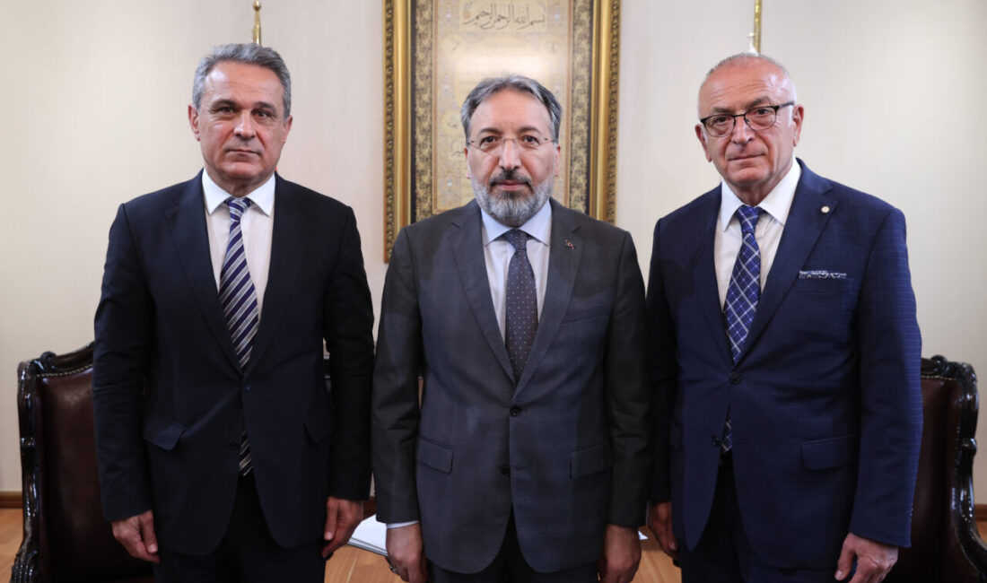 ANKARA (AA) – Diyanet İşleri Başkanı Safi Arpaguş, Alevi Vakıflar