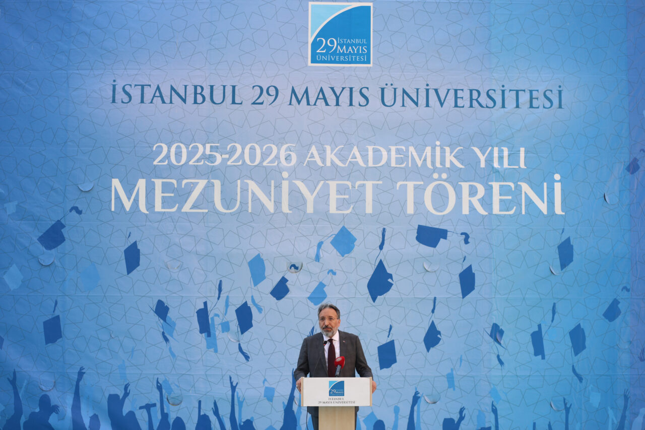- "Mürşidimiz, rehberimiz ilim olmalı. Yolumuzu aydınlatan o ilimle toplumumuzun,