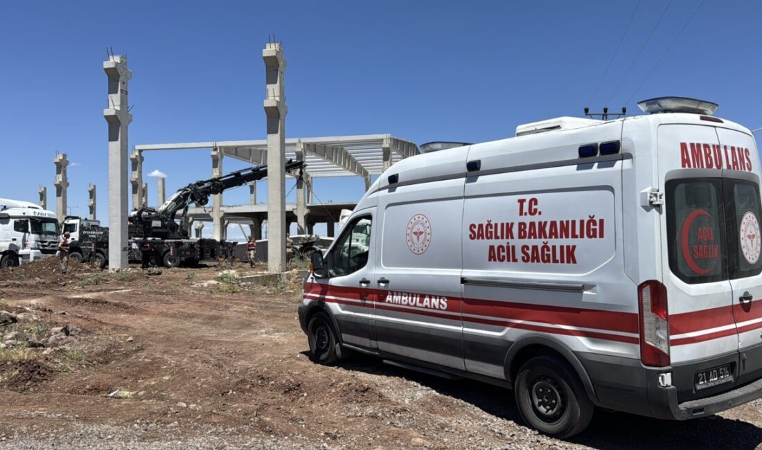 DİYARBAKIR (AA) – Diyarbakır'ın merkez Kayapınar ilçesinde üzerlerine beton blok