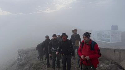 BİTLİS (AA) – Bitlis'te bir grup doğasever, Tatvan, Güroymak ve