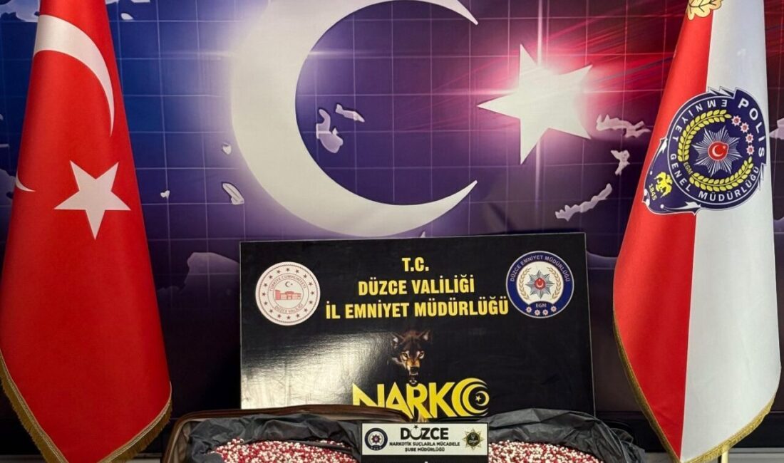 DÜZCE (AA) – Anadolu Otoyolu Düzce geçişinde durdurulan otomobilde 115