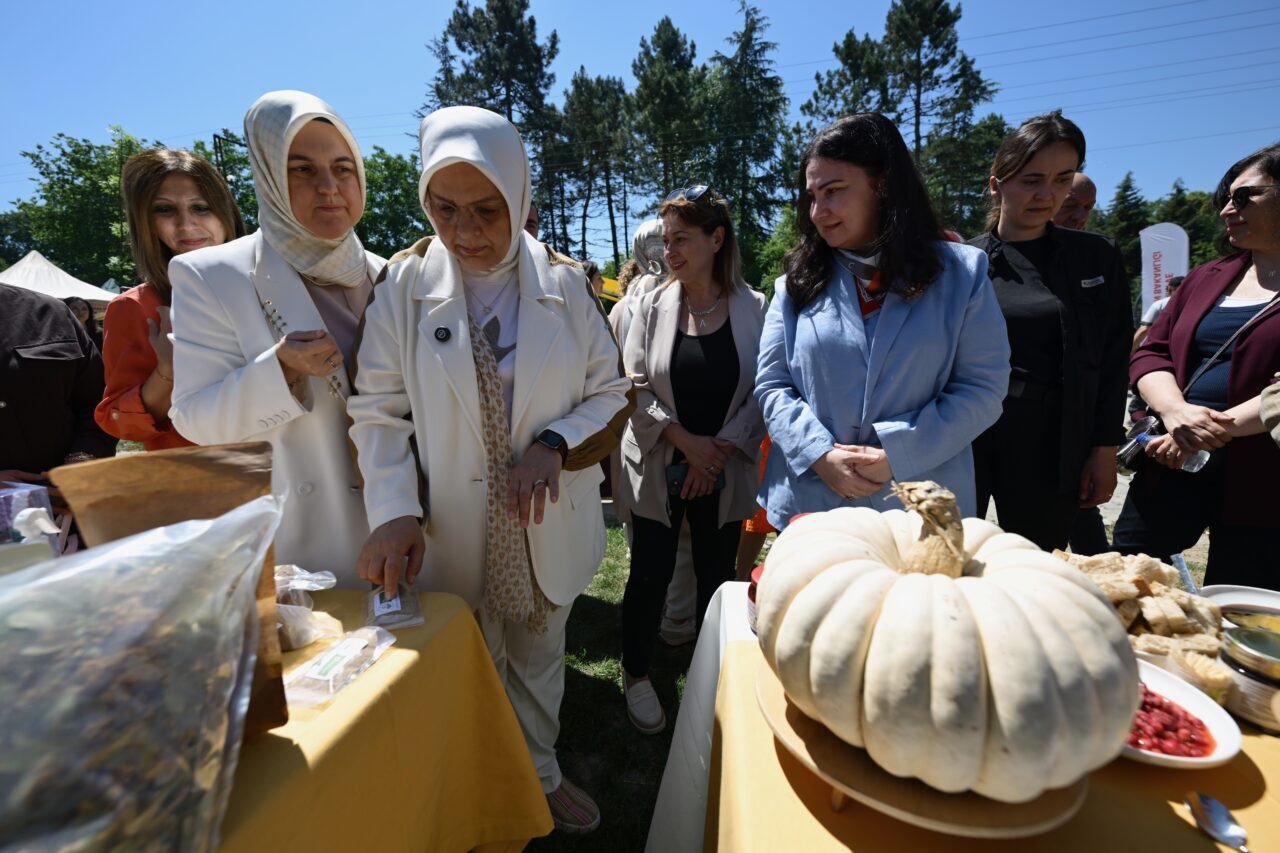 DÜZCE (AA) – Düzce'de "Yerel Gastronomi Yoluyla Kırsal Kalkınmayı Teşvik