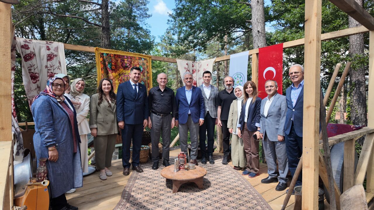 DÜZCE (AA) – Düzce'nin Yığılca ilçesinde Türk Mutfağı Haftası etkinlikleri