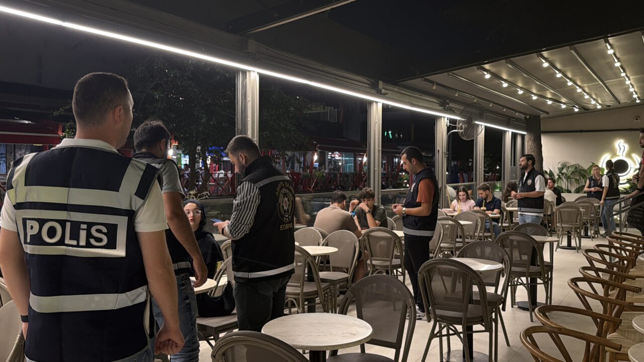 - 17 araca toplam 560 bin 909 lira para cezası
