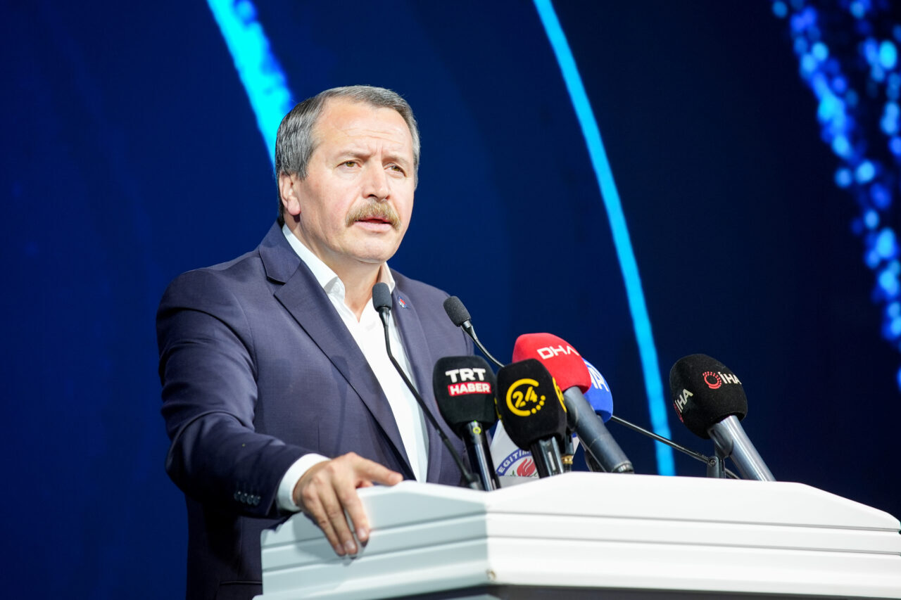 - Milli Eğitim Bakan Yardımcısı Cihad Demirli:
- "İnanıyoruz ki insanlığın