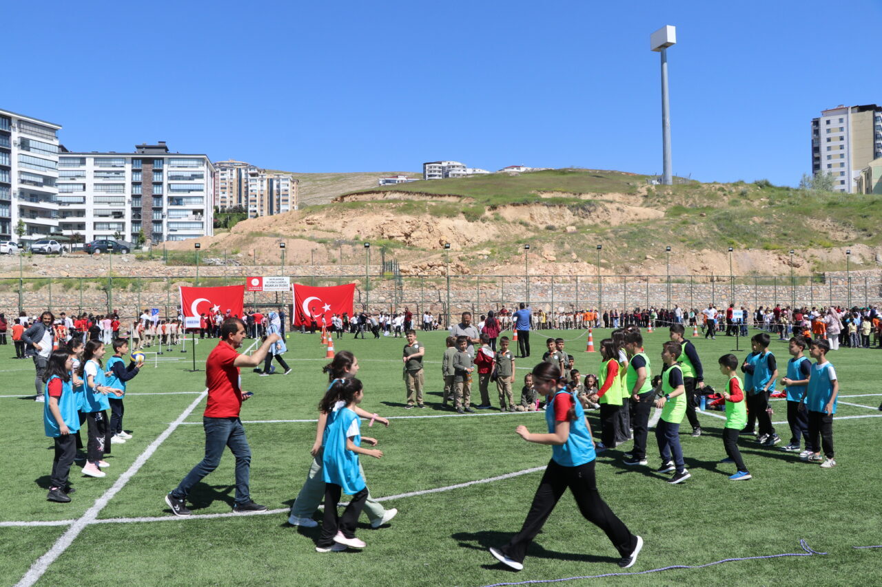 ELAZIĞ (AA) – Elazığ İl Milli Eğitim Müdürlüğünce "Geleneksel Çocuk