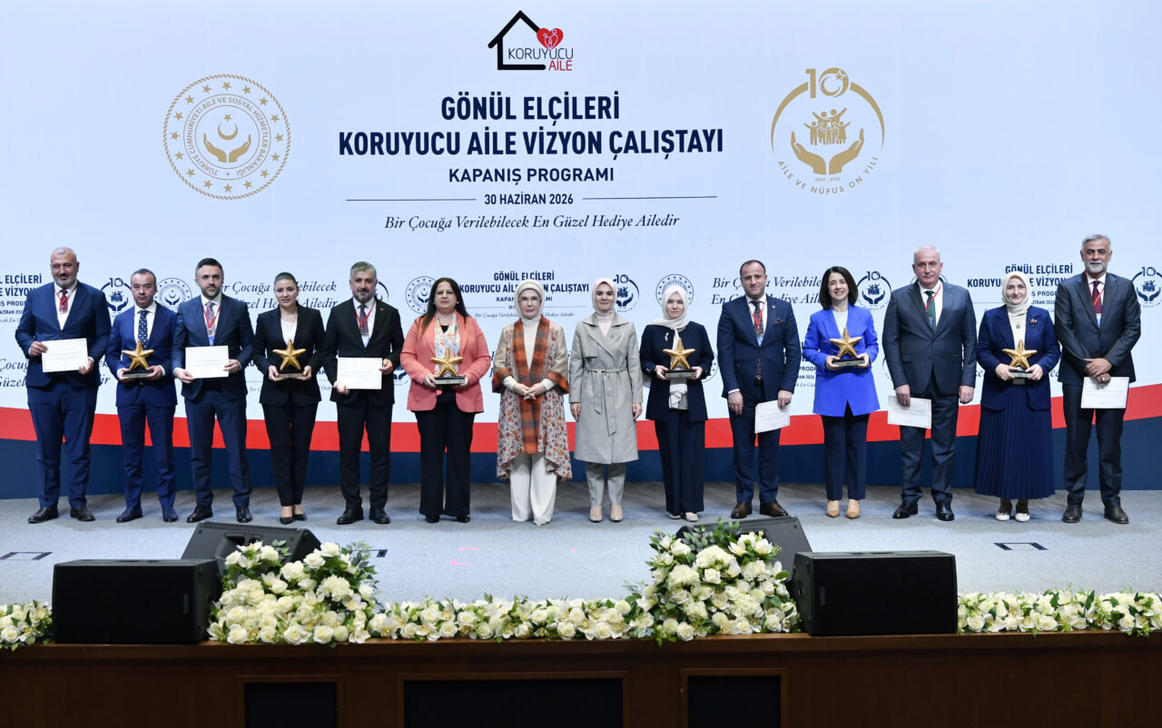 - "İnsanlık tüm çocuklarına sıcak bir yuva, adalet ve barış
