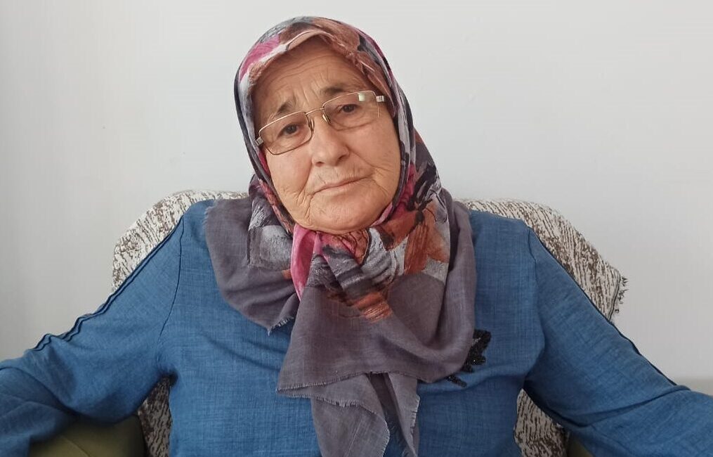 - Aşçılık yaptığı Bali Adası'nda motosikletiyle geçirdiği kazada ağır yaralanan