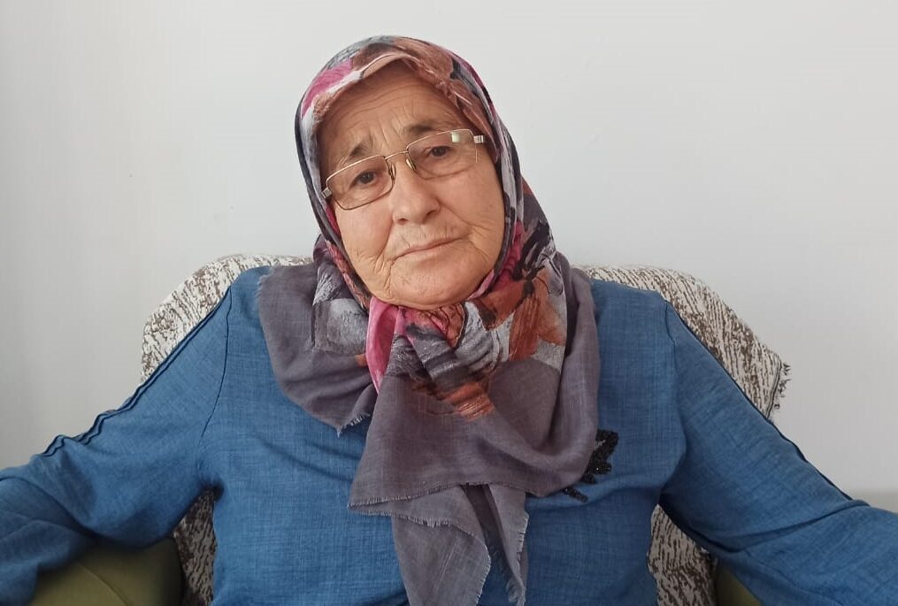 - Aşçılık yaptığı Bali Adası'nda motosikletiyle geçirdiği kazada ağır yaralanan