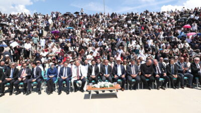 ERZİNCAN (AA) – Erzincan Binali Yıldırım Üniversitesi'nde (EBYÜ) eğitimlerini tamamlayan