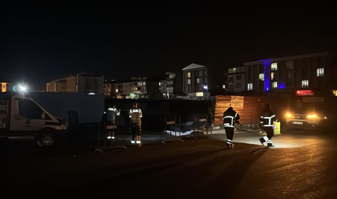 ERZİNCAN (AA) – Erzincan'da bir inşaat sahasındaki doğal gaz kaçağı,