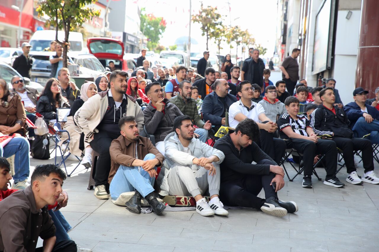 ERZURUM (AA) – Erzurum'da vatandaşlar, A Milli Futbol Takımı'nın 2026