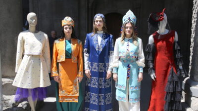 ERZURUM (AA) – Erzurum’da tarihi Çifte Minareli Medrese’de, usta öğreticiler