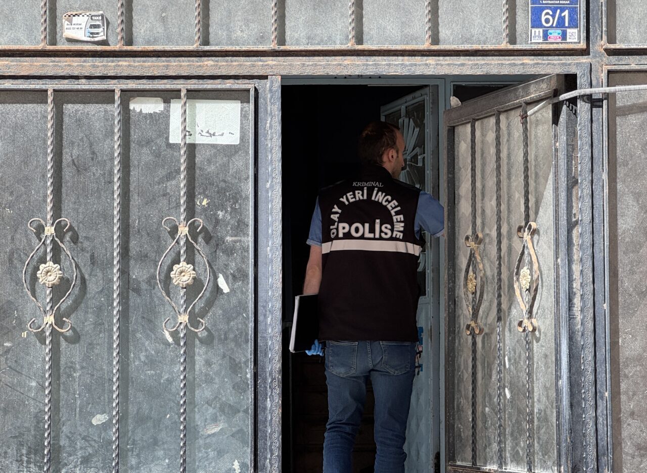 ERZURUM (AA) – Erzurum'da yataktan düşen 2 yaşındaki bebek hayatını