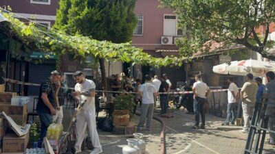 İSTANBUL (AA) – Fatih'te tekstil atölyesinde çıkan yangında dumandan etkilenen