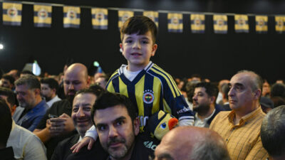 -"Bu dönemi kapatıp yeni bir dönem açacağız. Fenerbahçe'nin yeniden yükseliş