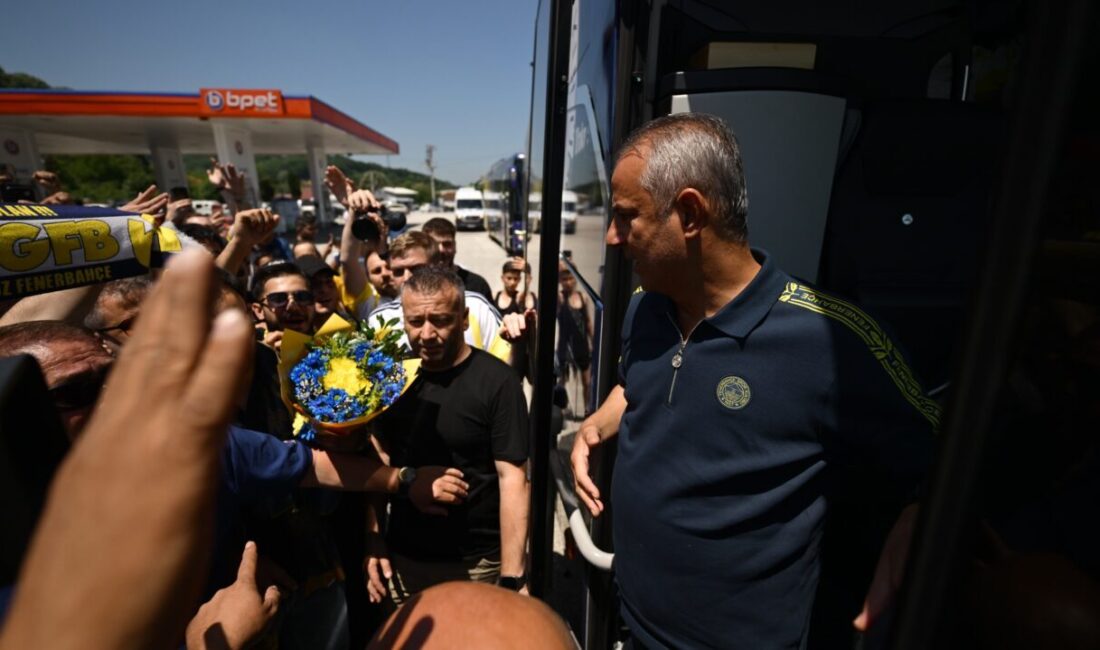 DÜZCE (AA) – Fenerbahçe yeni sezona hazırlık kampı kapsamında Düzce'nin