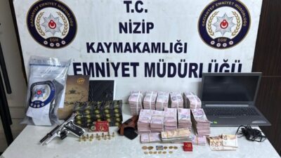 GAZİANTEP (AA) – Gaziantep'in Nizip ilçesinde 43 kişiyi dolandırdıkları iddiasıyla