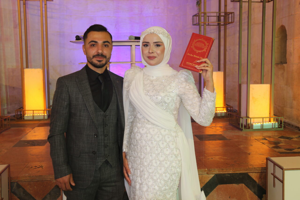 GAZİANTEP (AA) – Gaziantep'te nikah salonlarında evliliğe ilk adımı atacak