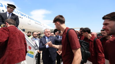 İSTANBUL (AA) – Gençlik ve Spor Bakanı Osman Aşkın Bak,