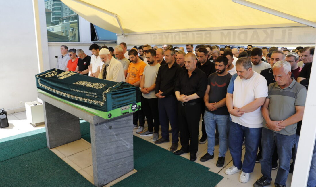 İŞÇİLERDEN BİRİNİN CENAZESİNİN DEFNEDİLMESİ EKLENDİ