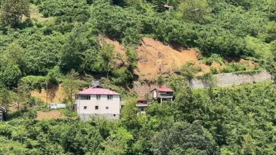 BOŞALTILAN EV SAYISI ARTTI, VALİLİĞİN VE BAYINDIR KÖYÜ MUHTARININ AÇIKLAMASI