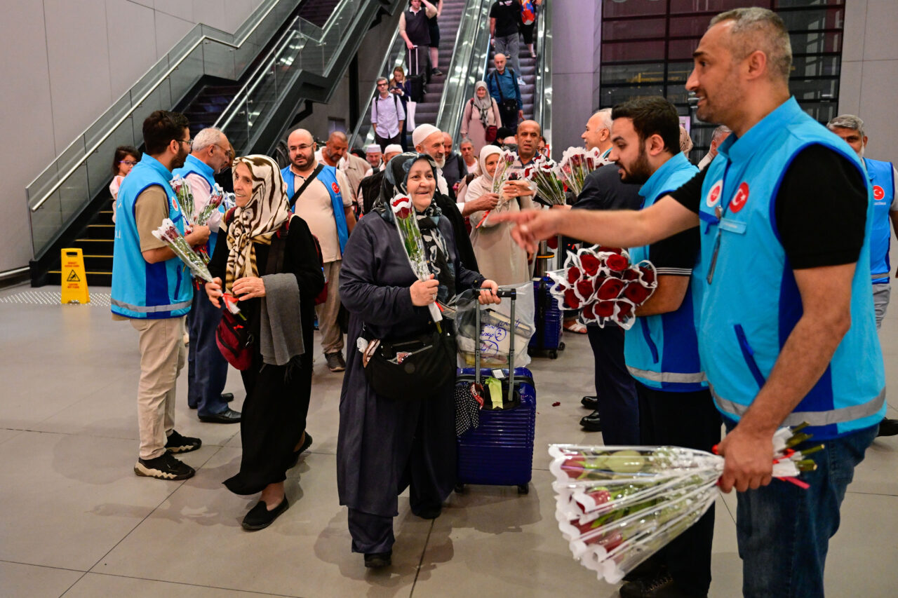 İSTANBUL (AA) – Diyanet İşleri Başkanlığı organizasyonuyla kutsal topraklarda hac