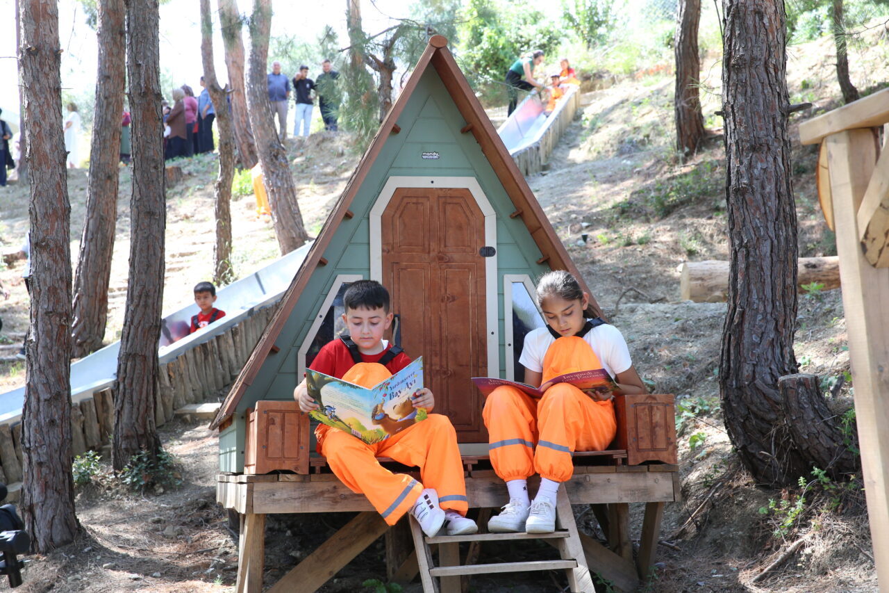HATAY (AA) – Hatay'ın Arsuz ilçesinde orman ve doğa okulu