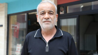 HATAY (AA) – Hatay'da İskenderun Belediyesi sınırlarındaki çarşıda bir kedinin,