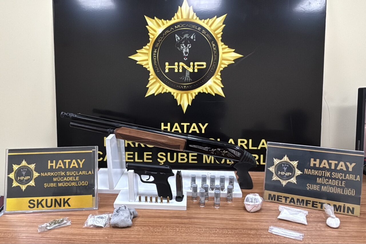 HATAY (AA) – Hatay'ın Kırıkhan ilçesinde düzenlenen uyuşturucu operasyonlarında gözaltına