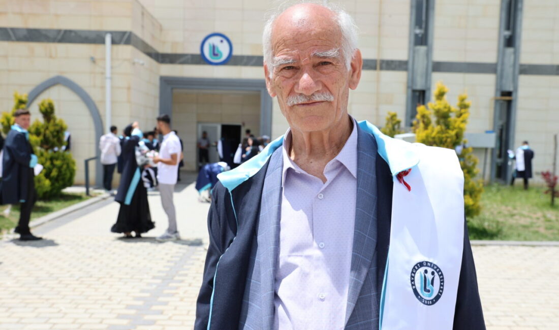 BAYBURT (AA) – Bayburt'ta 75 yaşındaki Veysel Gider, Bayburt Üniversitesi