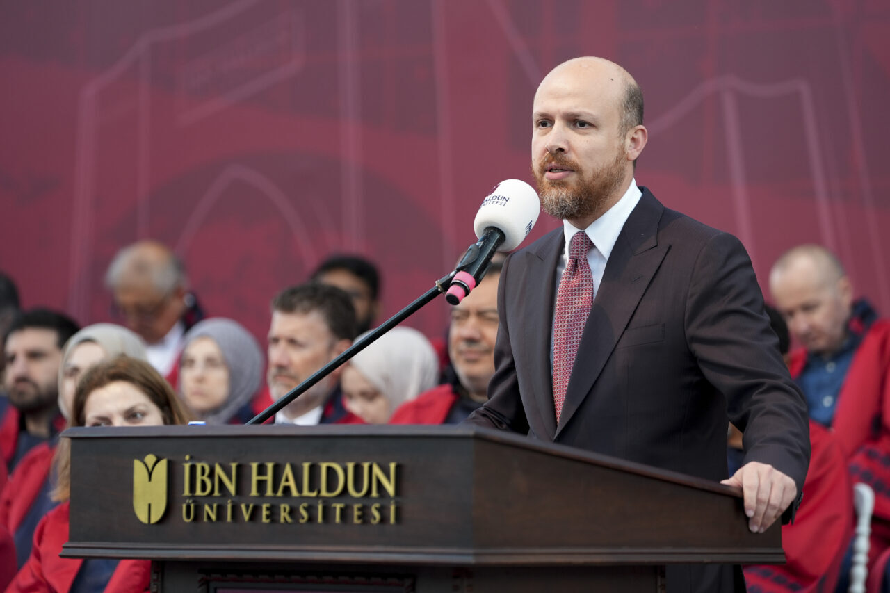 - İbn Haldun Üniversitesi Mütevelli Heyeti Başkan Vekili Necmeddin Bilal