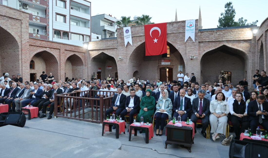 - "Dünyada sadece terör ve silah saldırıları yok; aileye, ahlaka,