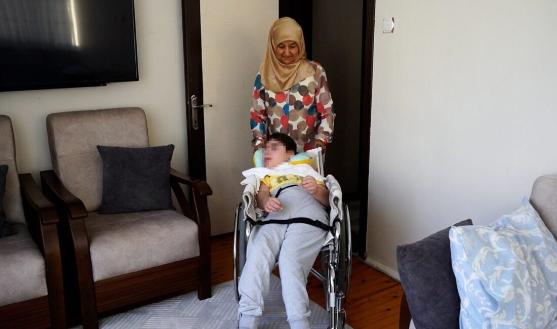 - Koruyucu anne Süheyla Uludağ:
- "Ben iki çocuğumu da kaybettim.