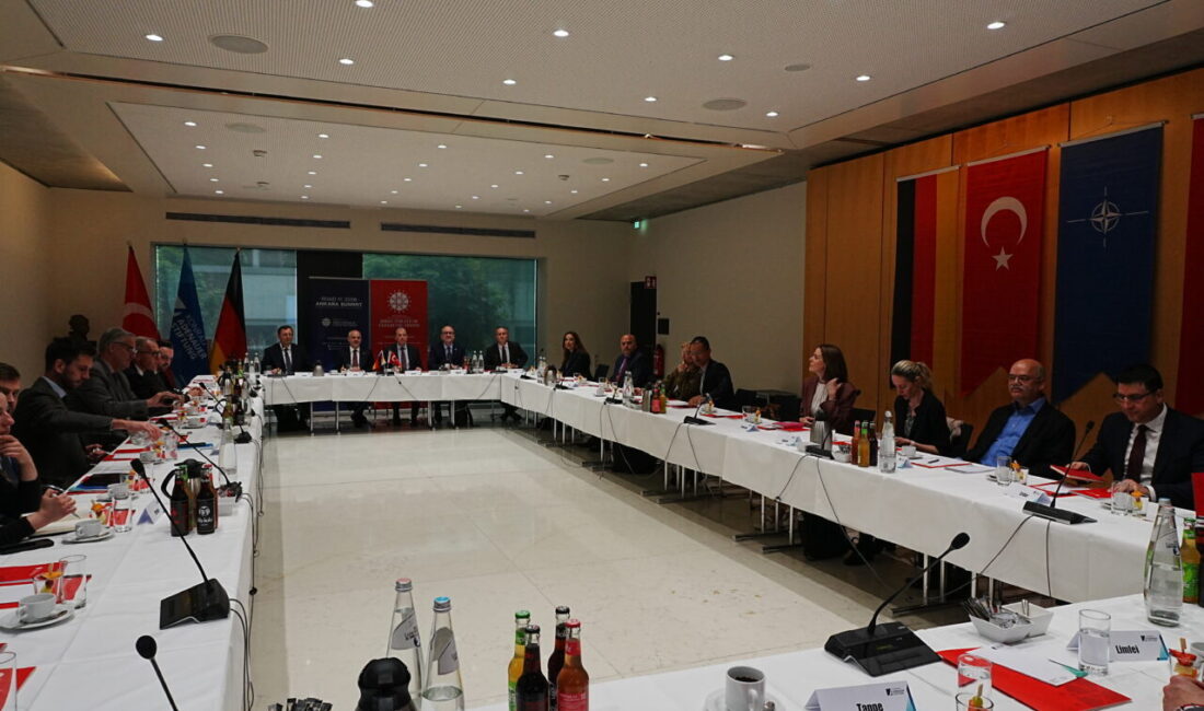 - Berlin'de düzenlenen toplantıda, Türkiye'nin NATO'ya ilişkin yaklaşımına ve son