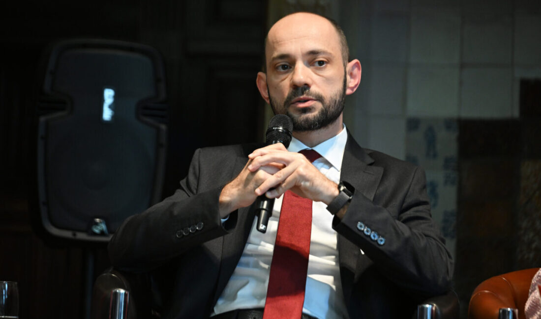 ANKARA (AA) – Cumhurbaşkanlığı İletişim Başkanlığı tarafından Hollanda'nın Lahey kentinde,