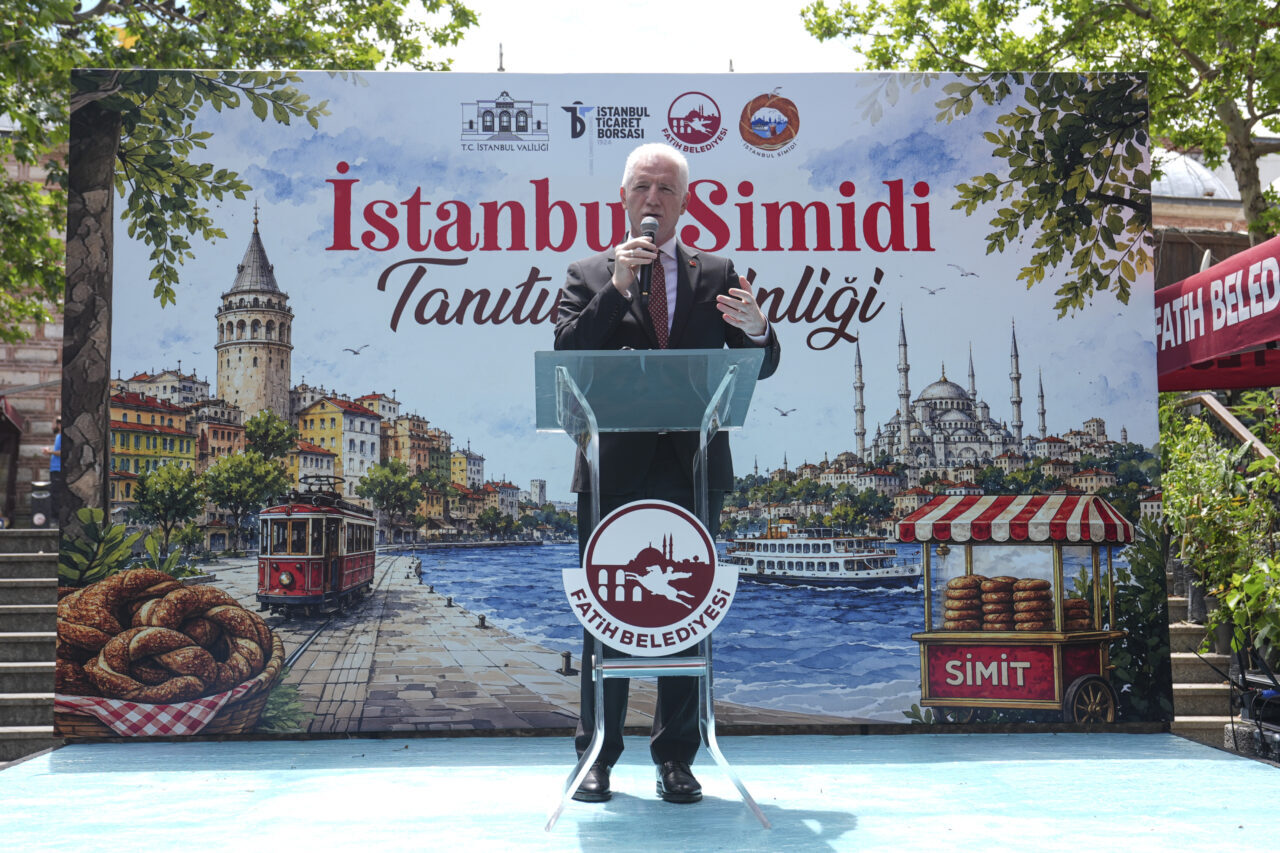 - İstanbul Valisi Davut Gül:
- "Ata tohumundan başlayarak kullanılan üründen,