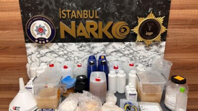 İSTANBUL (AA) – İstanbul'da polisin düzenlediği operasyonda 30 kilogram uyuşturucu