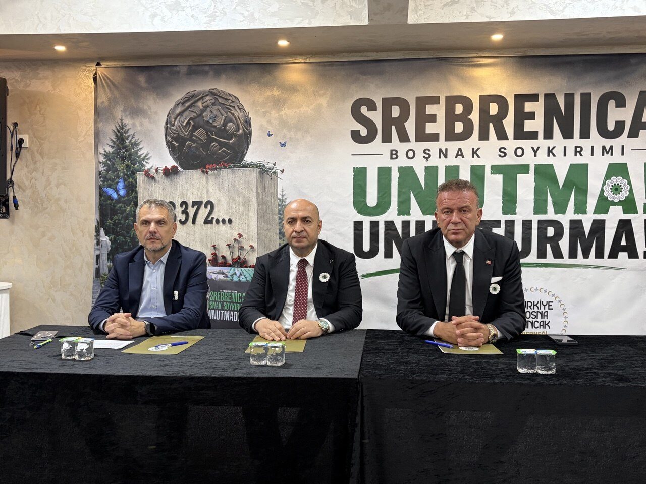 İSTANBUL (AA) – Bayrampaşa'da, Bosna Hersek'in doğusundaki Srebrenitsa'da, Sırplar tarafından