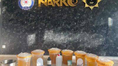 İSTANBUL (AA) – İstanbul'da düzenlenen operasyonda 89 kilo 900 gram