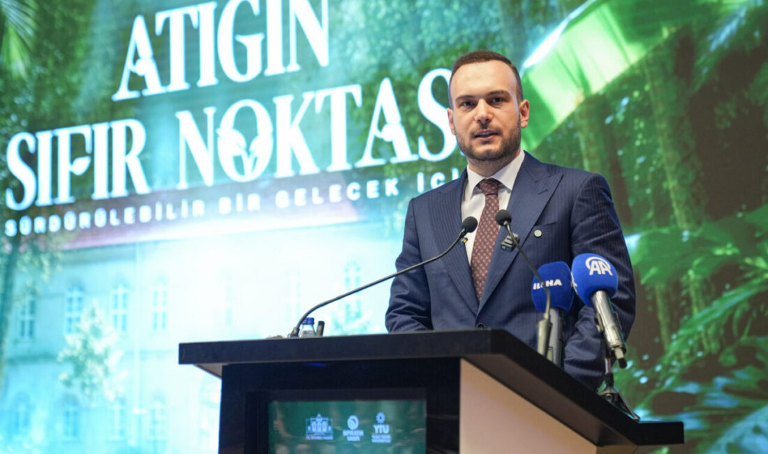 - İstanbul Valisi Davut Gül:
- "Amacımız şu, biz sıfır atıkta